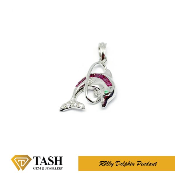 Blue Sapphire Oval Pendant